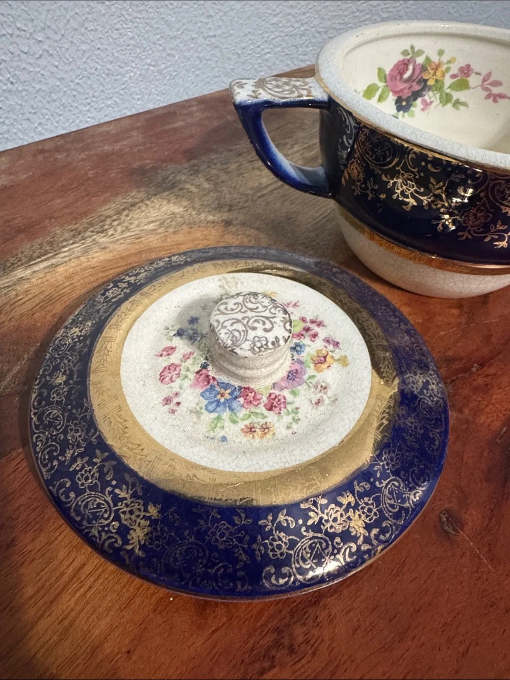 Vintage Salem Century Cobalt Blue Sugar Bowl 23K Gold Filigree Fine China w Lid